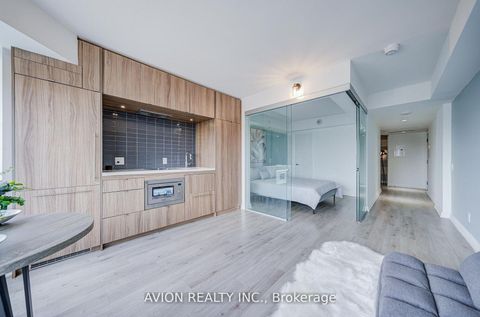 Photo 7 at 1920 - 155 Yorkville Avenue, Annex, Toronto