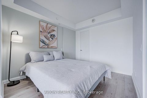 Photo 8 at 1920 - 155 Yorkville Avenue, Annex, Toronto