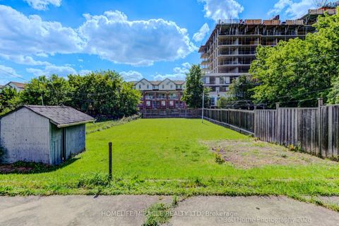 Photo 3 at 108 Cleta Drive, Kennedy Park, Toronto