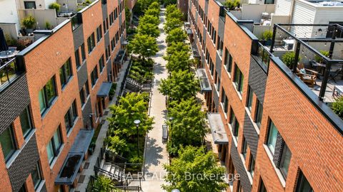 Photo 18 at 33 - 869 Wilson Avenue, CFB, Toronto