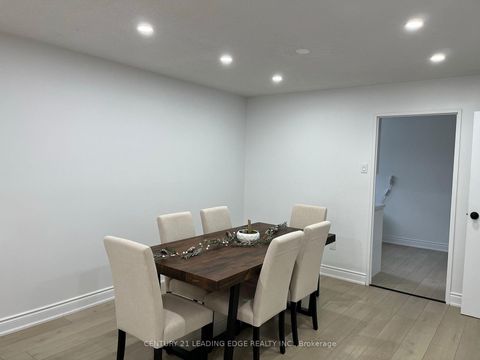 Photo 7 at 26 - 91 Muir Drive, Scarborough Village, Toronto