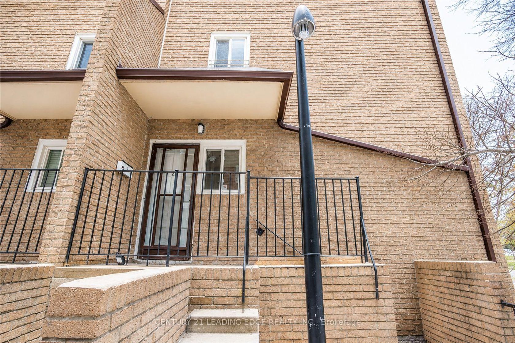 26 - 91 Muir Drive, Scarborough Village, Toronto 