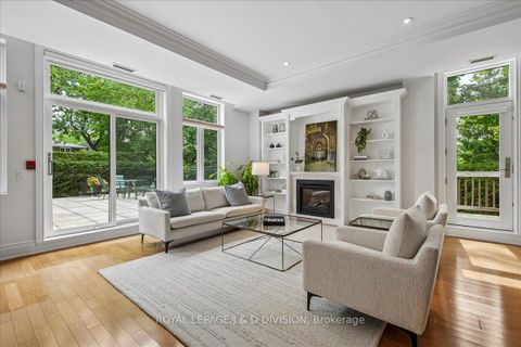 Photo 7 at 112 - 65 Sheldrake Boulevard, Mount Pleasant East, Toronto