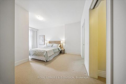 Photo 21 at 112 - 65 Sheldrake Boulevard, Mount Pleasant East, Toronto