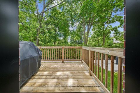 Photo 24 at 112 - 65 Sheldrake Boulevard, Mount Pleasant East, Toronto