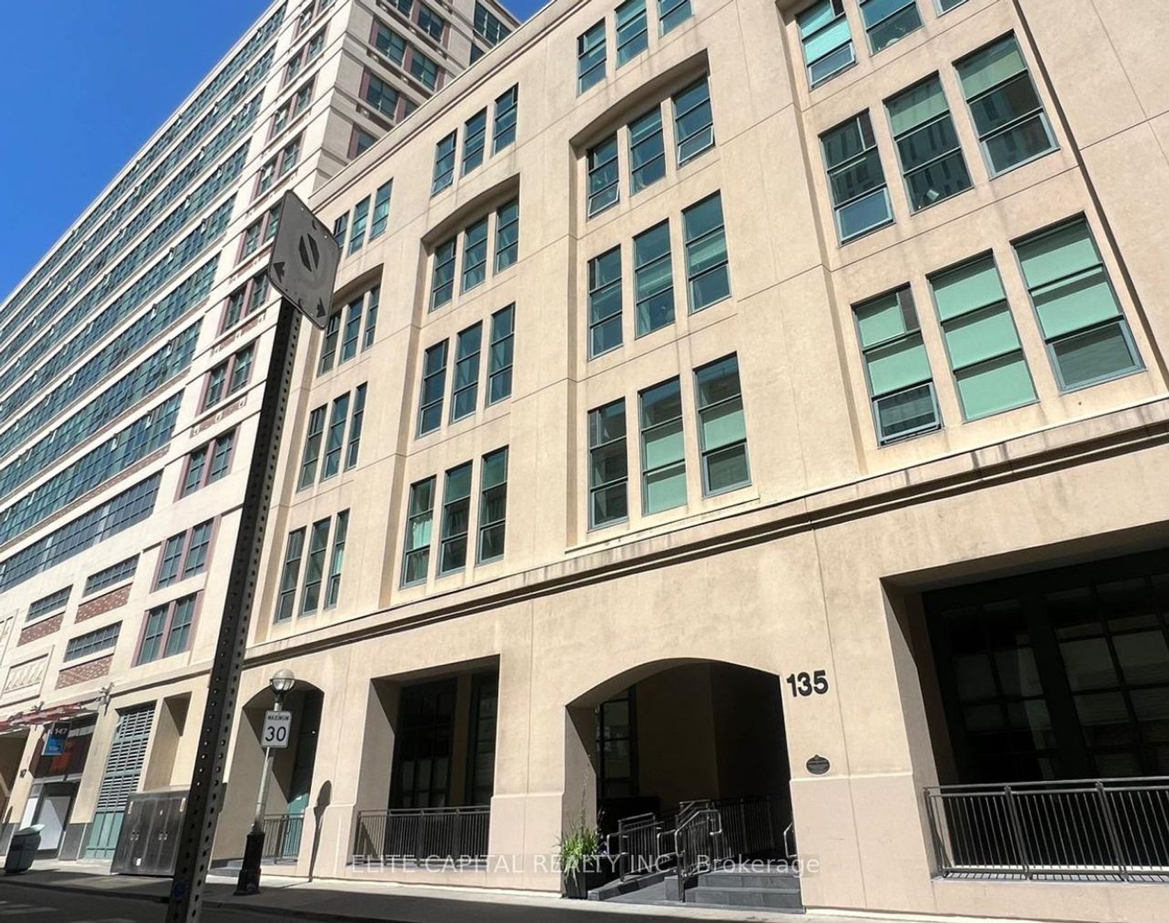 B02 - 135 Dalhousie Street, Yonge Corridor, Toronto 