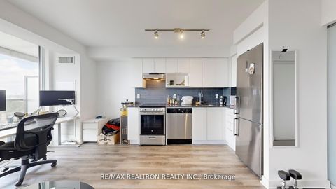 Photo 16 at 1007 - 120 Varna Drive, Lawrence, Toronto