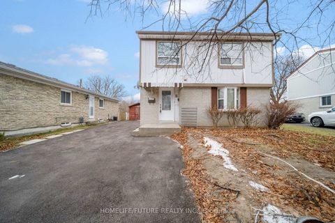 Photo 1 at 8 Coltman Crescent, Malvern, Toronto