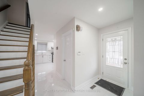 Photo 3 at 8 Coltman Crescent, Malvern, Toronto