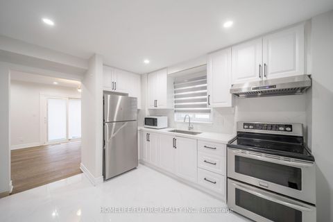Photo 11 at 8 Coltman Crescent, Malvern, Toronto