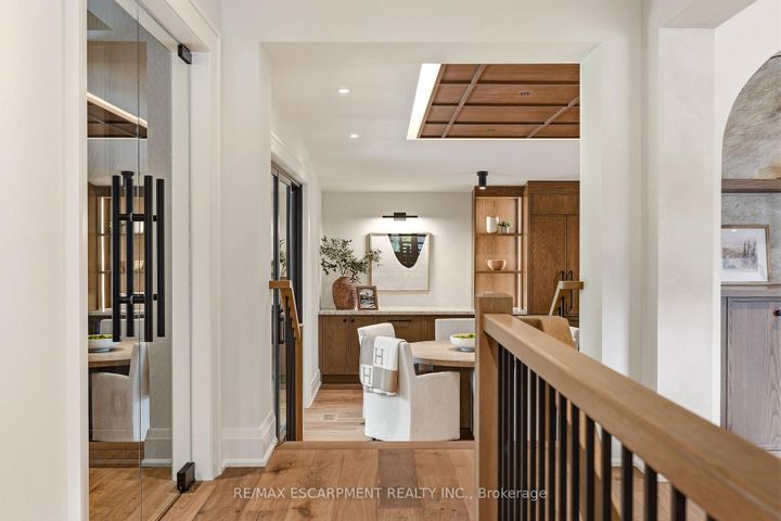 Photo 12 at 727 King Road, LaSalle, Burlington
