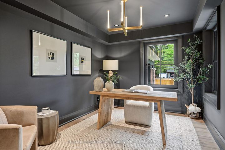 Photo 13 at 727 King Road, LaSalle, Burlington