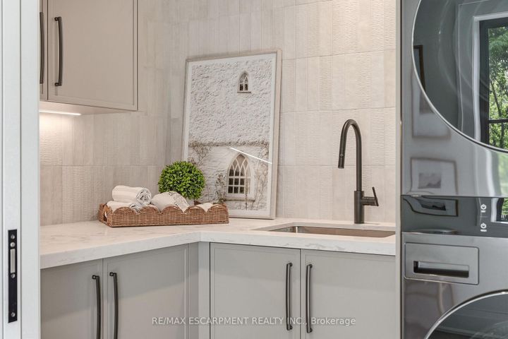 Photo 18 at 727 King Road, LaSalle, Burlington