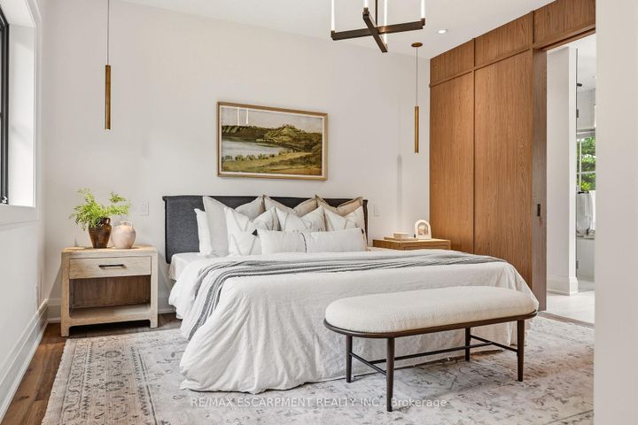 Photo 30 at 727 King Road, LaSalle, Burlington
