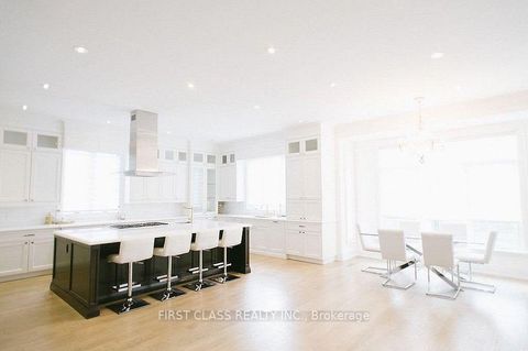 Photo 7 at 29 Citation Drive, Bayview Village, Toronto