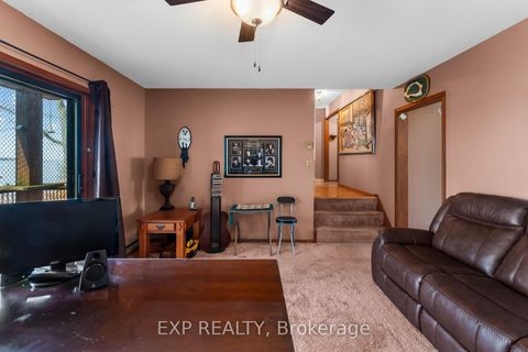 Photo 14 at 582 Duclos Point Road, Pefferlaw, Georgina