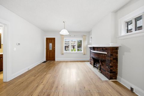 Photo 5 at 20 Bicknell Avenue, Eglinton West, Toronto