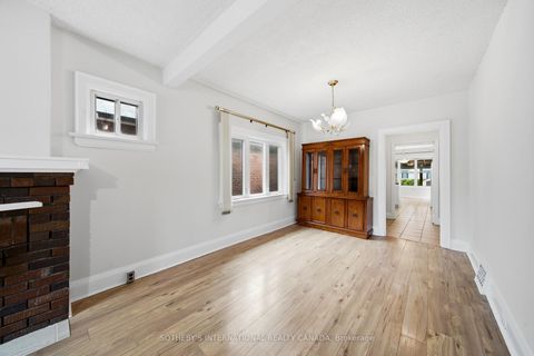 Photo 10 at 20 Bicknell Avenue, Eglinton West, Toronto