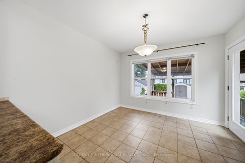 Photo 20 at 20 Bicknell Avenue, Eglinton West, Toronto