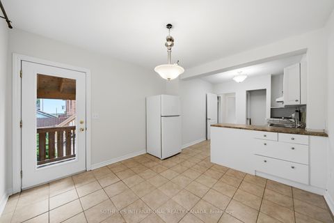 Photo 21 at 20 Bicknell Avenue, Eglinton West, Toronto