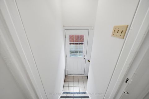 Photo 23 at 20 Bicknell Avenue, Eglinton West, Toronto