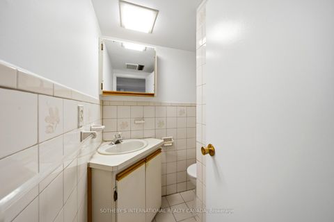 Photo 27 at 20 Bicknell Avenue, Eglinton West, Toronto