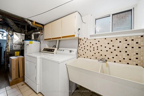 Photo 32 at 20 Bicknell Avenue, Eglinton West, Toronto