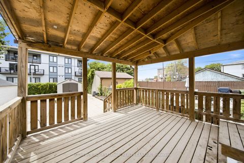 Photo 38 at 20 Bicknell Avenue, Eglinton West, Toronto