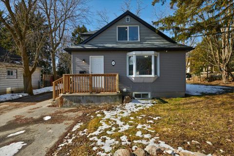 Photo 1 at #1, #2, #3 - 210 Owen Street, Wellington, Barrie
