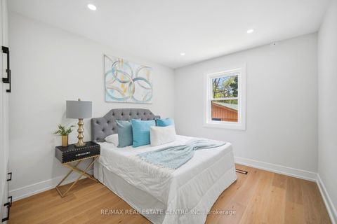 Photo 15 at 109 Glencrest Boulevard, Parkview, Toronto