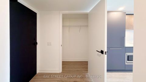 Photo 15 at 1211 - 609 Sherbourne Street, North St. James Town, Toronto