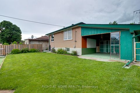 Photo 24 at 75 Milford Haven Drive, Morningside, Toronto