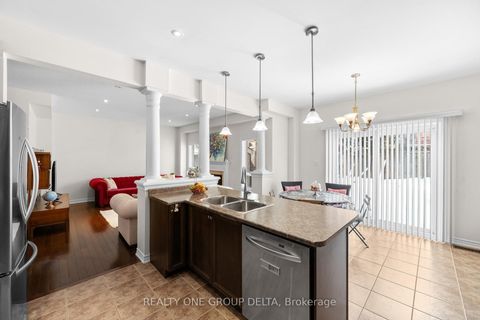 Photo 12 at 8 Charlemagne Avenue, Shore, Barrie