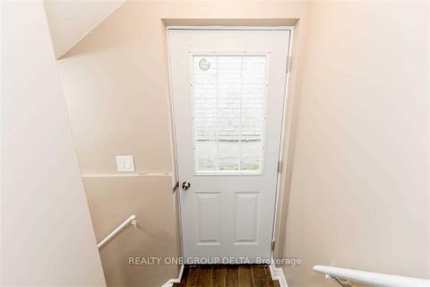 Photo 35 at 8 Charlemagne Avenue, Shore, Barrie
