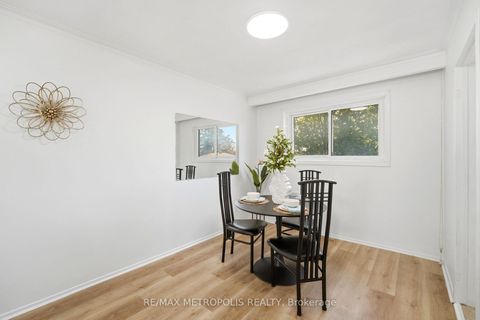 Photo 14 at 31 Langevin Crescent, Centennial Scarborough, Toronto