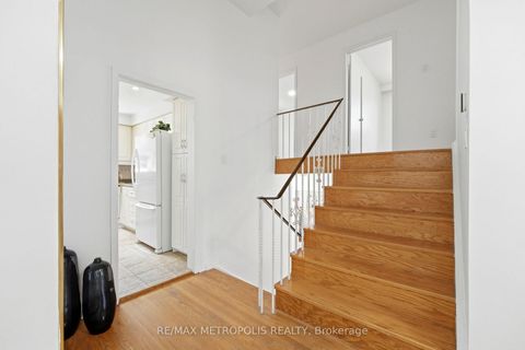 Photo 19 at 31 Langevin Crescent, Centennial Scarborough, Toronto