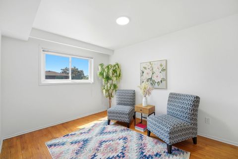 Photo 30 at 31 Langevin Crescent, Centennial Scarborough, Toronto