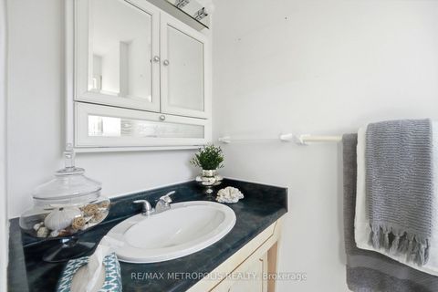 Photo 33 at 31 Langevin Crescent, Centennial Scarborough, Toronto