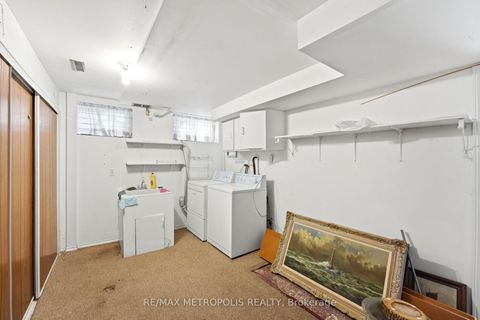 Photo 34 at 31 Langevin Crescent, Centennial Scarborough, Toronto