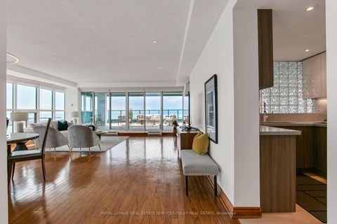 Photo 2 at PH04 - 99 Harbour Square, Waterfront Communities C1, Toronto
