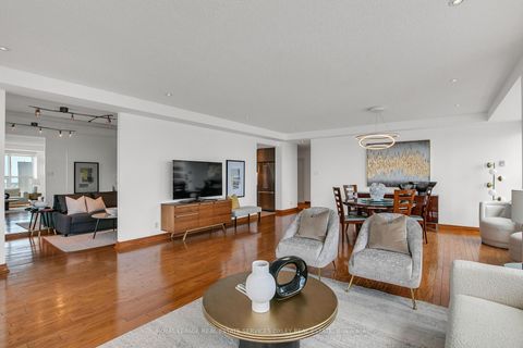 Photo 5 at PH04 - 99 Harbour Square, Waterfront Communities C1, Toronto