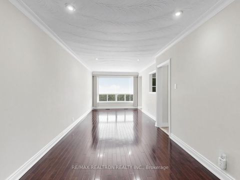 Photo 3 at 2613 Jane Street, Jane Heights, Toronto