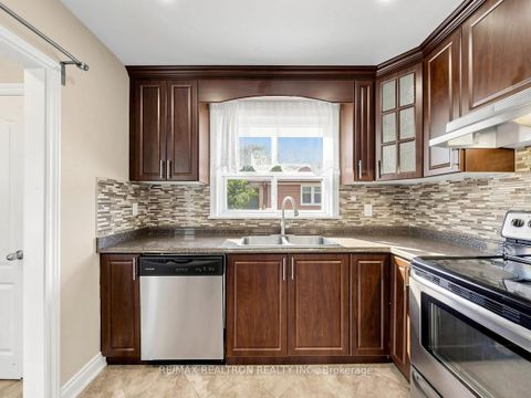 Photo 7 at 2613 Jane Street, Jane Heights, Toronto