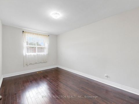 Photo 10 at 2613 Jane Street, Jane Heights, Toronto