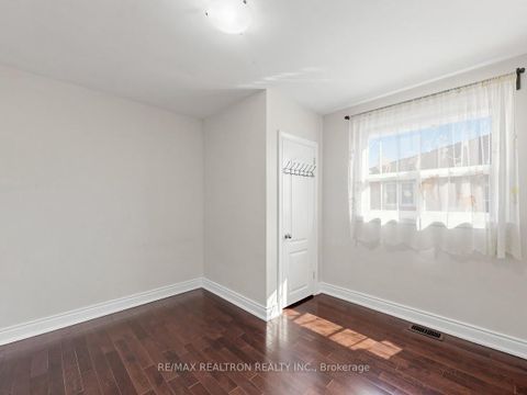 Photo 11 at 2613 Jane Street, Jane Heights, Toronto