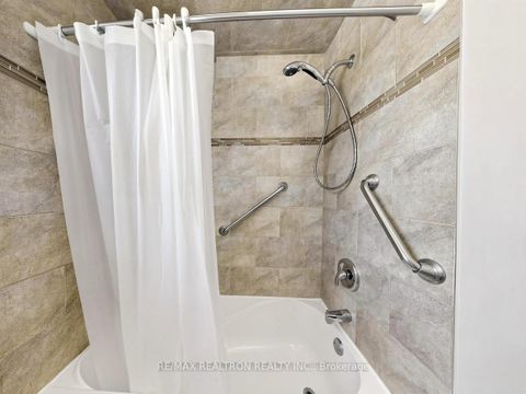 Photo 16 at 2613 Jane Street, Jane Heights, Toronto