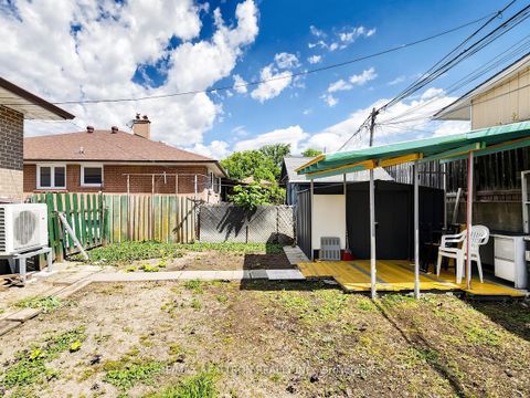 Photo 34 at 2613 Jane Street, Jane Heights, Toronto