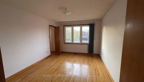 Photo 16 at 15 Sanwood Boulevard, Steeles, Toronto