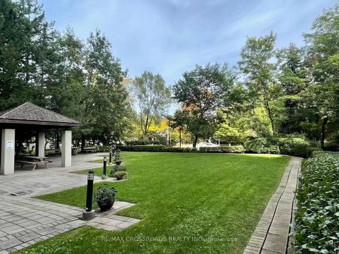 Photo 2 at 2012 - 28 Empress Avenue, Willowdale East, Toronto