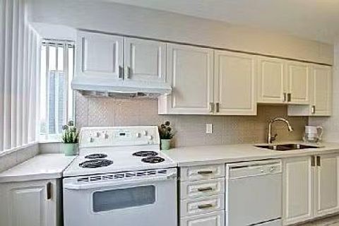 Photo 6 at 2012 - 28 Empress Avenue, Willowdale East, Toronto